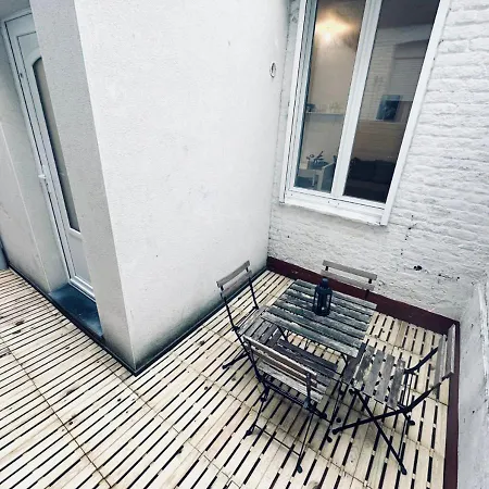 Stylé Avec Wifi, Terrasse, Proche Gares Apartamento