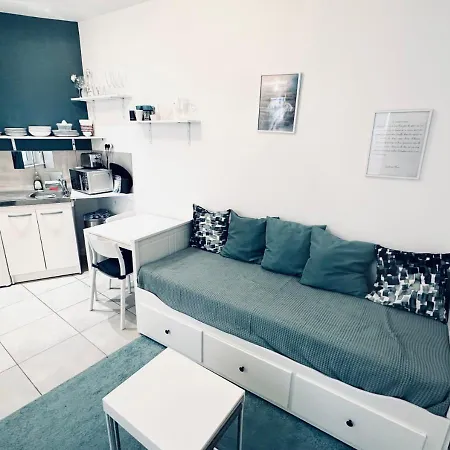 Apartamento Stylé Avec Wifi, Terrasse, Proche Gares Lila