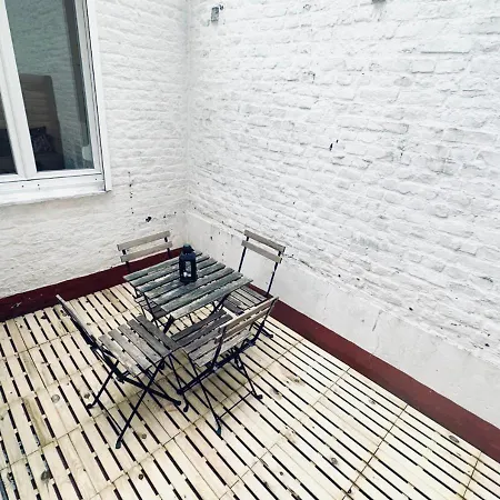 Stylé Avec Wifi, Terrasse, Proche Gares Appartement